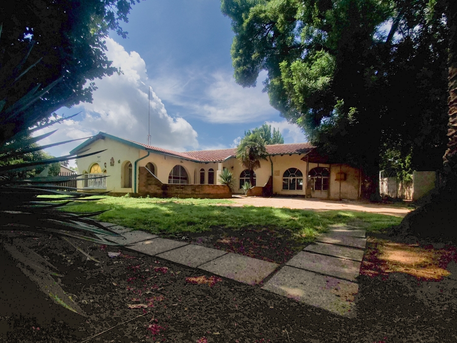 4 Bedroom Property for Sale in Vaalpark Free State